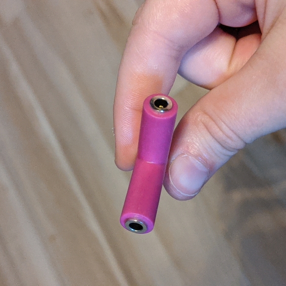 Port and battery (free if bundle) - Picture 2 of 6